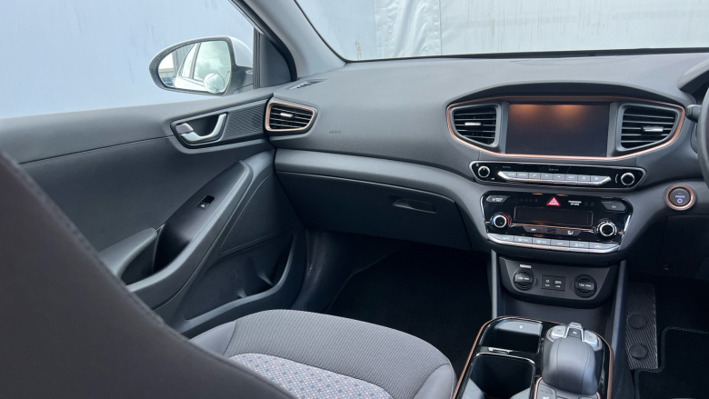 Hyundai IONIQ 88kW Electric Premium 28kWh 5dr Auto Electric Hatchback